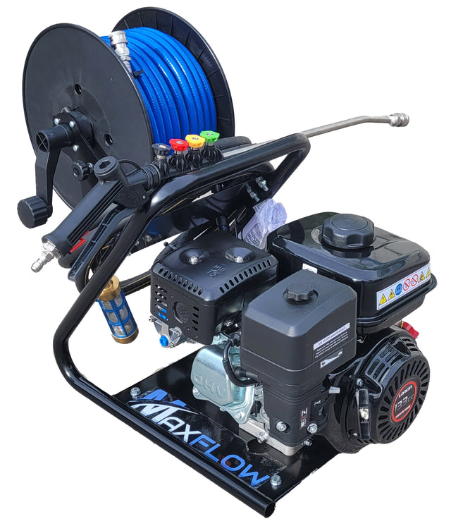Maxflow MC18COMPACT-LON Loncin H135 11 LPM softwash system with 30m reel